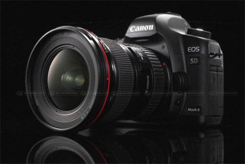 Firmware cho 5D Mark II đã sẵn sàng