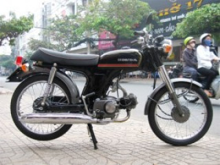 Honda 67 thanh lịch độ từ ve chai