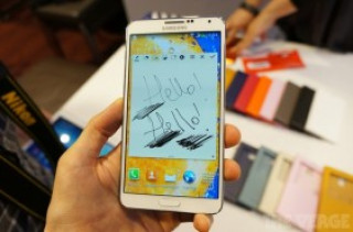 Trên tay Galaxy Note 3 (Note III): Bá đạo với bút S-Pen