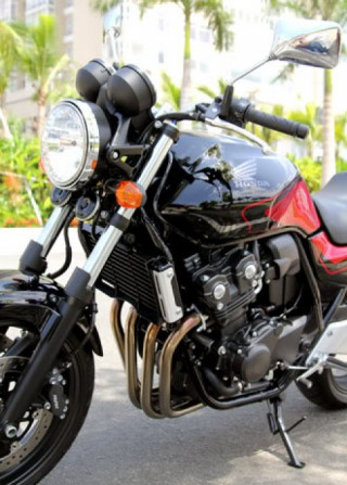 Cảm nhận Honda CB400