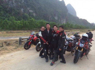 Club Ducati Hà Nội đi phượt mang theo xe gì?