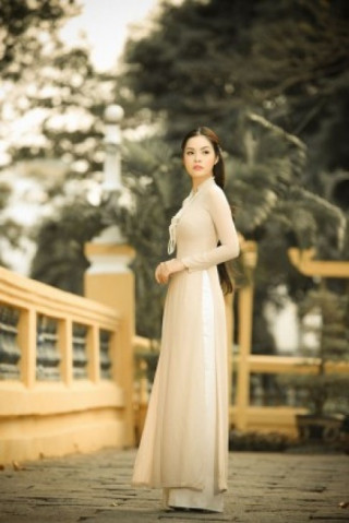 ‘Công chúa Quỳnh Nga’ đẹp kiêu sa dịp năm mới