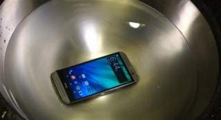 Điện thoại ngâm nước 90 phút - HTC One M8