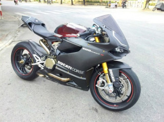 Ducati 1199 Panigale S ABS độ carbon tiền tỷ ở Hà Nội