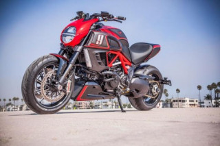 Ducati Diavel độ tình cảm đáng yêu