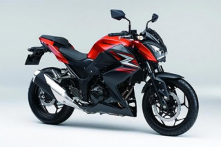 Kawasaki làm mới Z250