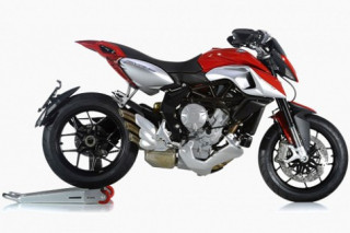 MV Agusta Rivale 800 giá từ 17.200 USD