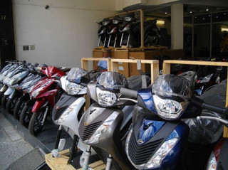 Thà mua xe hơi còn đẳng cấp hơn mua SH giá 13.000$