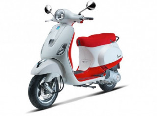 Vespa Bi-Color 3V: Mốt mới cho giới trẻ Việt