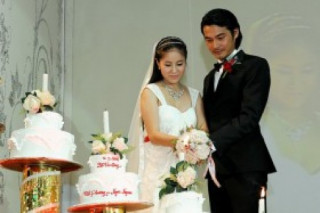 Vết rạn ngầm dẫn đến đổ vỡ hôn nhân của sao Việt