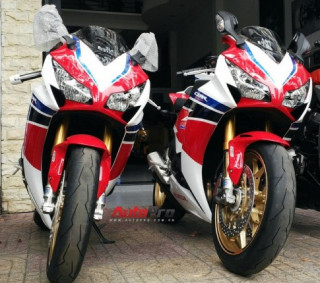 Cận cảnh bộ đôi Honda CBR1000RR Fireblade SP cập bến Việt Nam