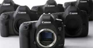 Canon EOS 5D Mark IV Có Giá 3800 USD?