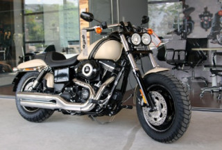 Dyna Fat Bob môtô lạ mắt của Harley Davidson