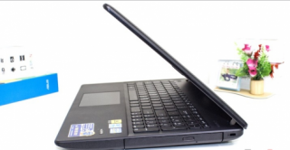 F451CA laptop phổ thông, giá hấp dẫn