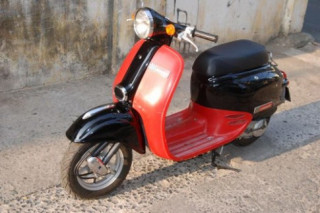 Giorno scooter Honda phong cách Vespa ở Sài Gòn