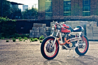 Honda CB350 cafe racer với một phong cách lạ lẫm