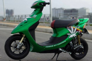 Honda Dio xanh candy lung linh lên sàn