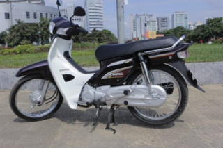 Honda Super Dream 110 ế hàng dịp cận tết