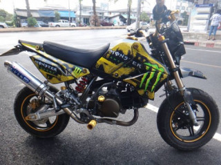 Kawasaki KSR phiên bản Monster