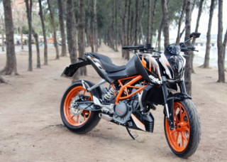 KTM Duke 390 dòng nakedbike cho đường phố Sài Gòn.