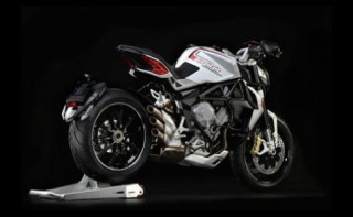 MV Agusta ra mắt chiếc Dragster 800 2014