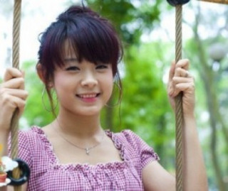 Những thiếu nữ Việt có gương mặt không tuổi