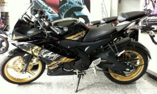 Yamaha R15 2014 phiên bản đặc biệt có giá 108 triệu đồng tại Hà Nội