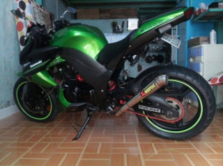 CB125R phiên bản Kawasaki Z1000