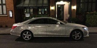 Chiếc Mercedes CLS khảm pha lê Swarovski đang rao bán trên eBay
