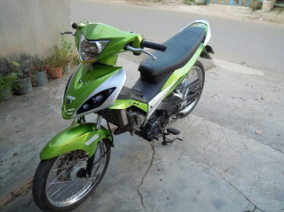 Ex 2010 xanh lá sexy khó đỡ :*