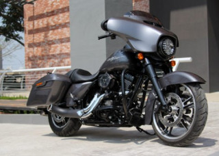 Harley Davidson Street Glide 2014 độ cực độc ở Vũng Tàu