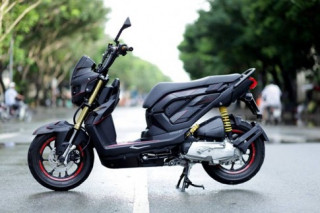 Honda Zoomer X độ phiên bản RoboCop