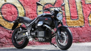 Moto Guzzi trình làng cặp môtô phân khối lớn nhất