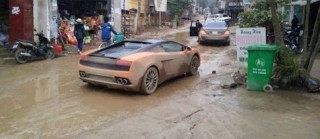 Siêu xe Lamborghini thay trâu đi “cày”