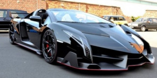 Siêu xe Lamborghini Veneno Roadster đầu tiên đến tay khách hàng