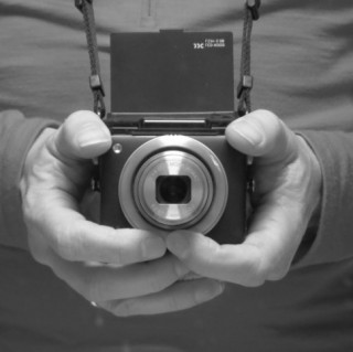 Biến Canon Powershot N thành máy ảnh Medium Format