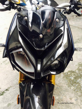 BMW S1000R độ full carbon cực chất