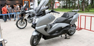 Cận cảnh cặp đôi hoàn hảo BMW R1200GS và C650GT