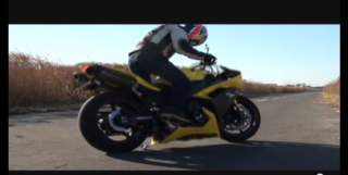 [Clip] Tập luyện kĩ năng stunt cùng với R1
