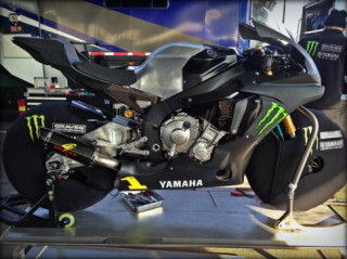 Lộ bản Yamaha R1 2015 Đường Đua