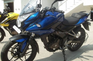 Lộ hình ảnh Bajaj Pulsar 200 US