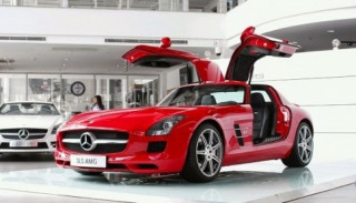 Siêu xe Mercedes-Benz ‘cánh chim’ về Việt Nam