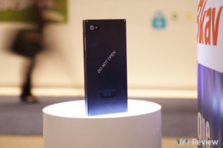 Smartphone Bkav bất ngờ xuất hiện tại CES 2015: Thiết kế đẹp nhất thế giới?