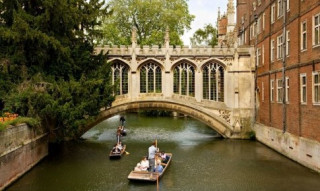 Dạo chơi ở thành phố lịch sử Cambridge