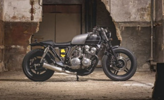 Honda CB750 đầy chất thép với phong cách Cafe Racer