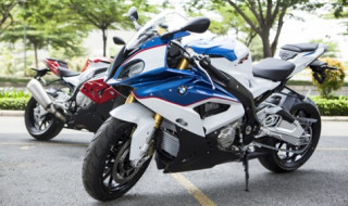 BMW S1000RR đắt ngang ôtô ở Việt Nam