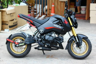Honda MSX độ chế mặt nạ hầm hố