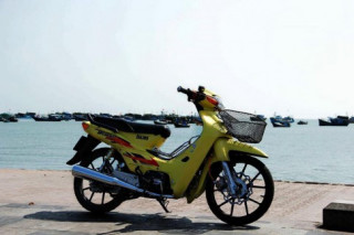 Honda Wave độ kiểng mang phong cách hoàng tộc