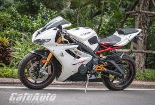 Triumph Daytona 675R xuất hiện trên phố Hà Nội