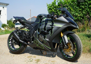 Ấn tượng với Kawasaki Ninja ZX-10R độ phong cách Monster